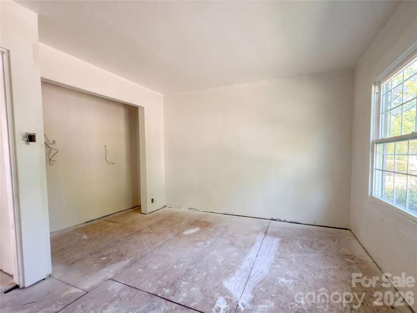 307 Ervin Drive, Cherryville, NC 28021.  MLS# CAR4371227, YatesRealty ID 13826. 