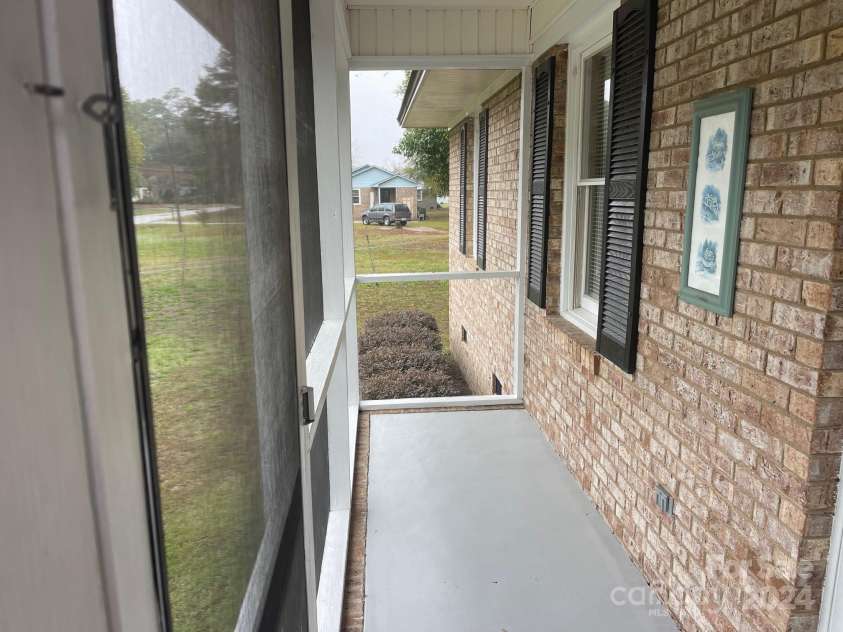 108 Patsy Lane, Cheraw, SC 29520.  MLS# CAR4202500, YatesRealty ID 13827. 