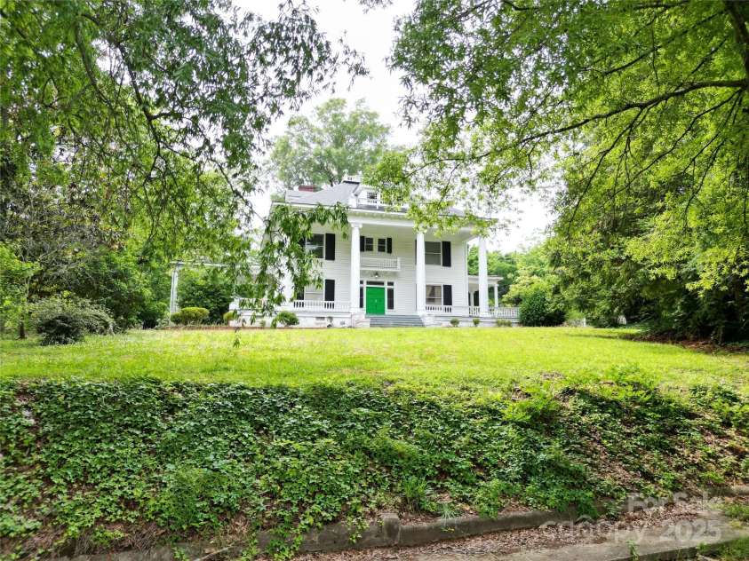 206 Rose Terrace, Wadesboro, NC 28170.  MLS# CAR4259702, YatesRealty ID 13829. 