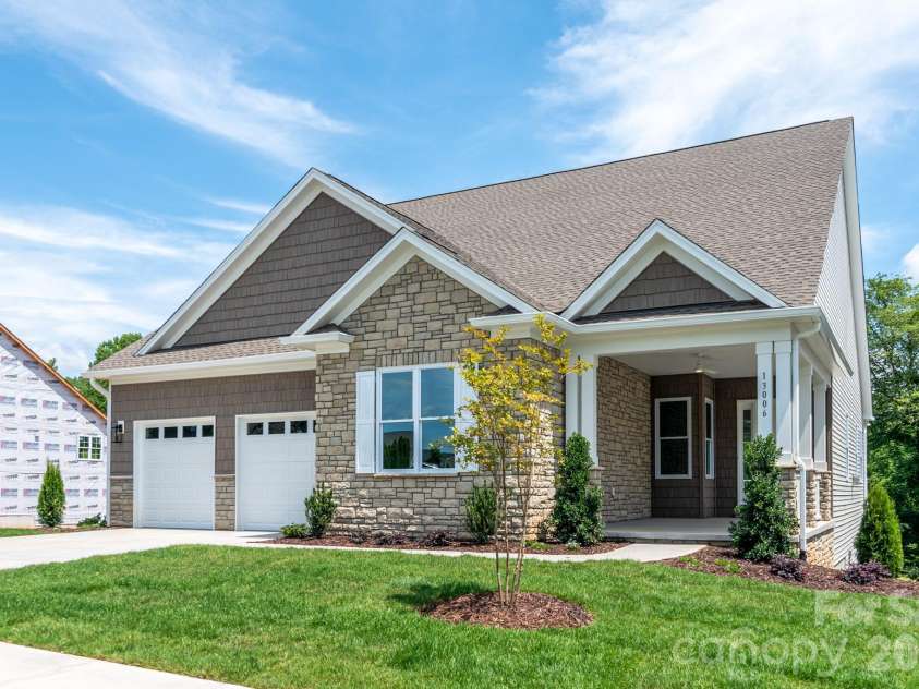 13006 Hazelbrook Lane, Cornelius, NC 28031.  MLS# CAR4333656, YatesRealty ID 1383. 