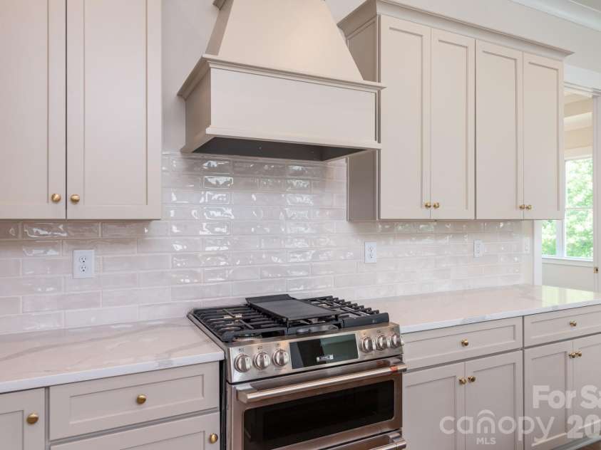 13006 Hazelbrook Lane, Cornelius, NC 28031.  MLS# CAR4333656, YatesRealty ID 1383. 