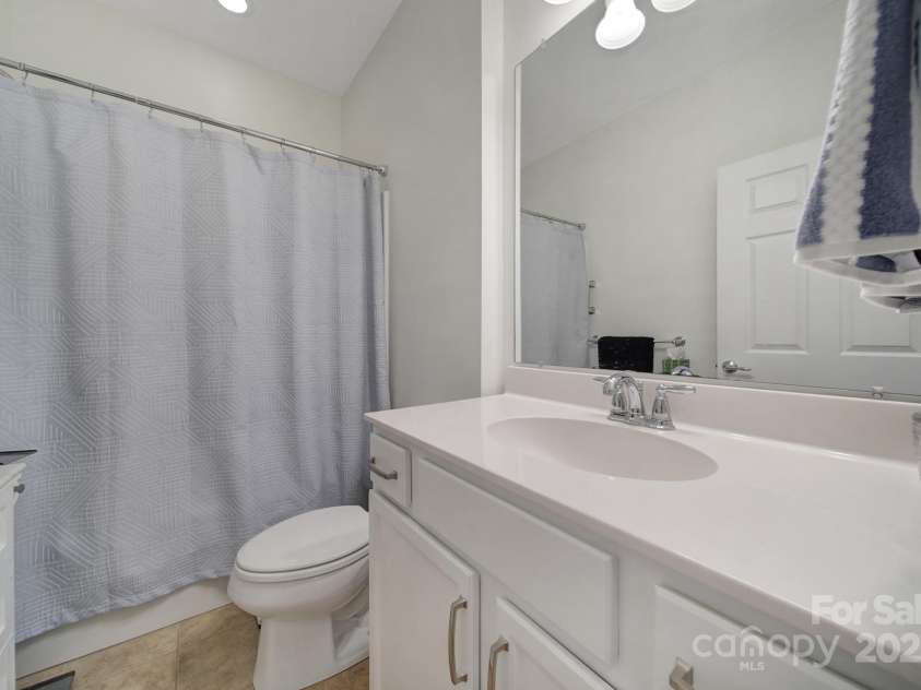 3935 Yosemite Way, Fort Mill, SC 29707.  MLS# CAR4211419, YatesRealty ID 1383. 