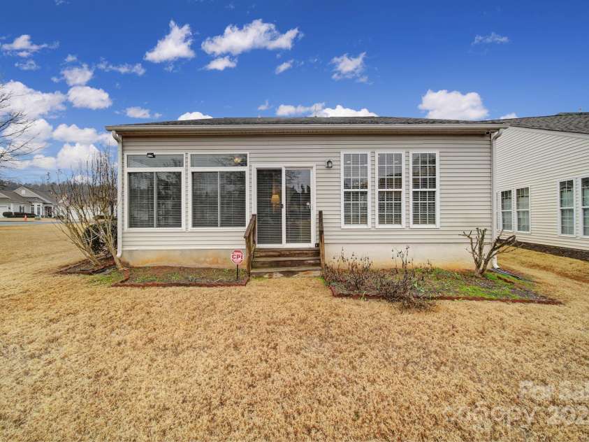 3935 Yosemite Way, Fort Mill, SC 29707.  MLS# CAR4211419, YatesRealty ID 1383. 