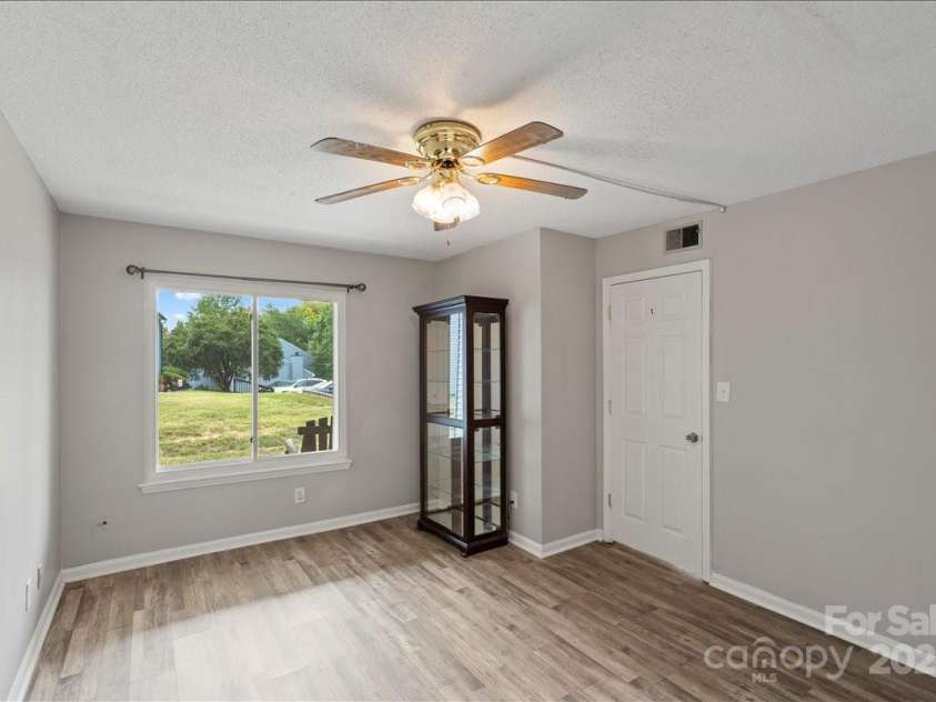 6610 Point Comfort Lane, Charlotte, NC 28226.  MLS# CAR4298567, YatesRealty ID 1383. Third Bedroom on Second Floor