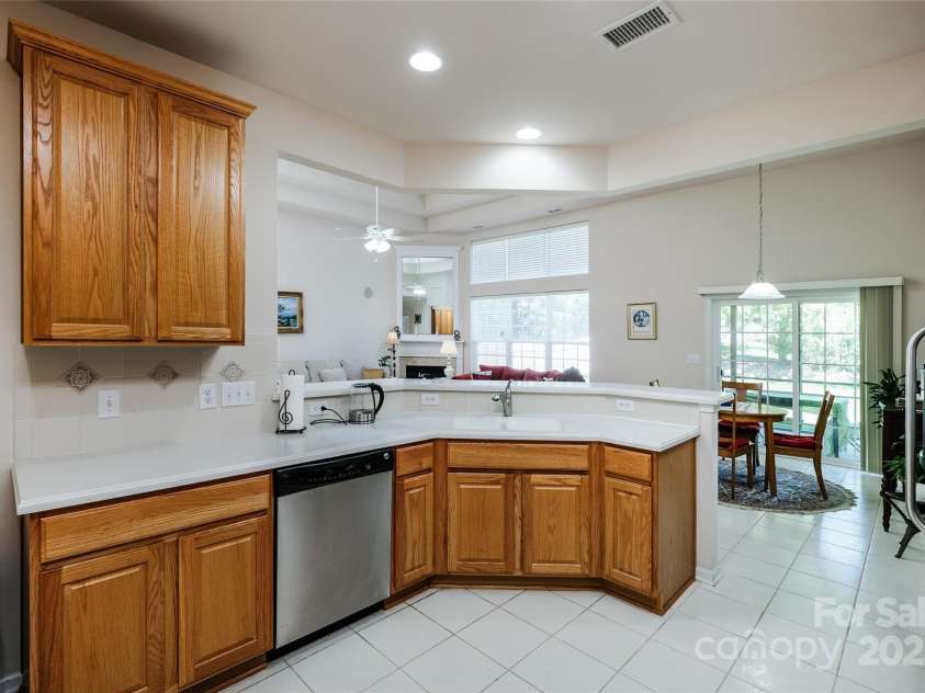 1027 Feather Oak Lane, Matthews, NC 28104.  MLS# CAR4251945, YatesRealty ID 13830. 