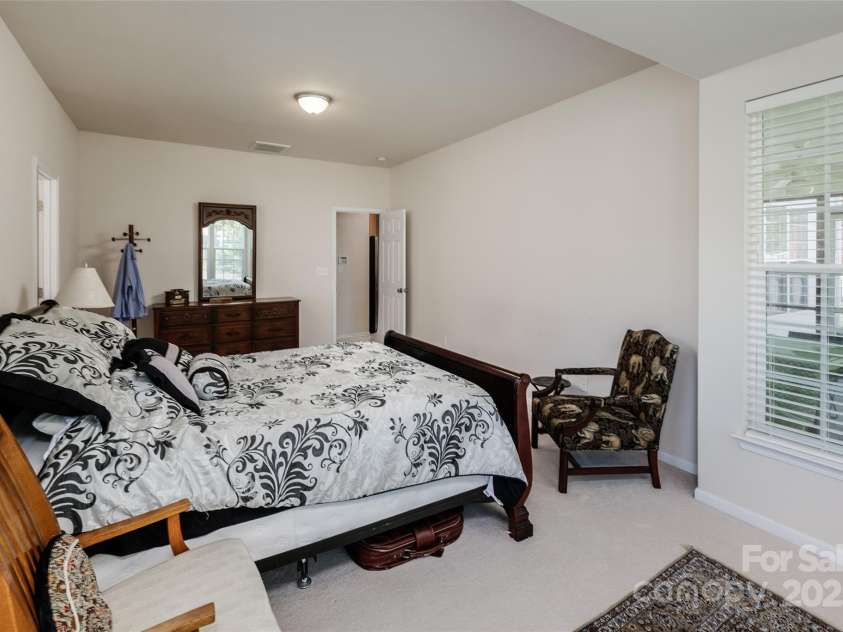 1027 Feather Oak Lane, Matthews, NC 28104.  MLS# CAR4251945, YatesRealty ID 13830. 