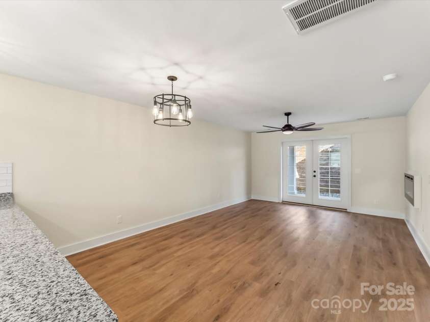 202 Beacon Avenue, Morganton, NC 28655.  MLS# CAR4299210, YatesRealty ID 13830. 
