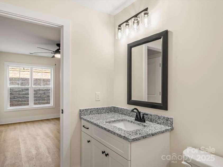 202 Beacon Avenue, Morganton, NC 28655.  MLS# CAR4299210, YatesRealty ID 13830. 