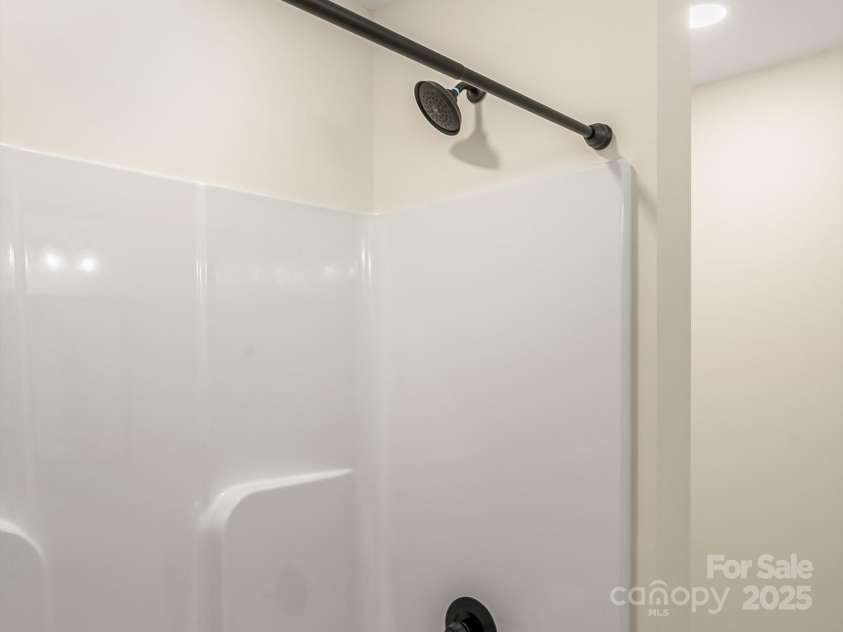 202 Beacon Avenue, Morganton, NC 28655.  MLS# CAR4299210, YatesRealty ID 13830. 