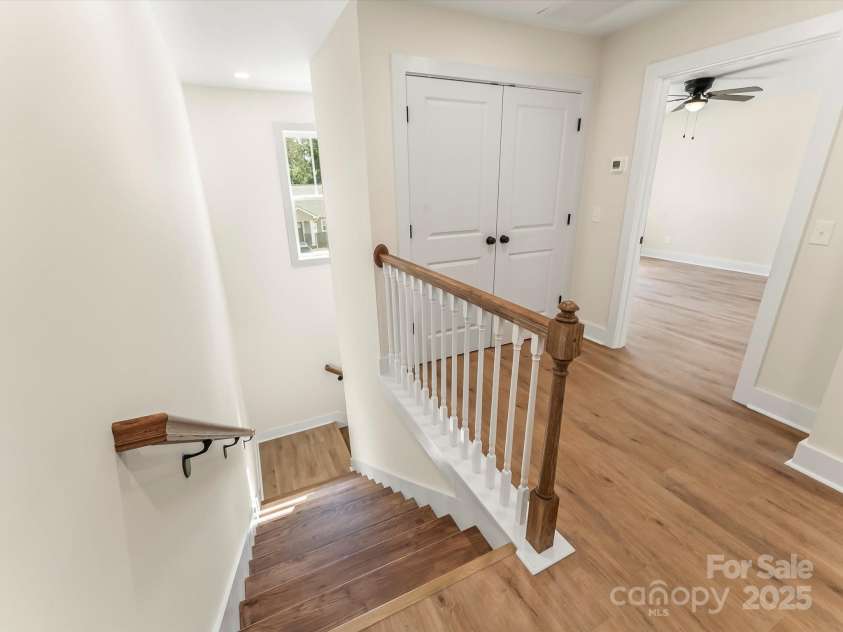 202 Beacon Avenue, Morganton, NC 28655.  MLS# CAR4299210, YatesRealty ID 13830. 