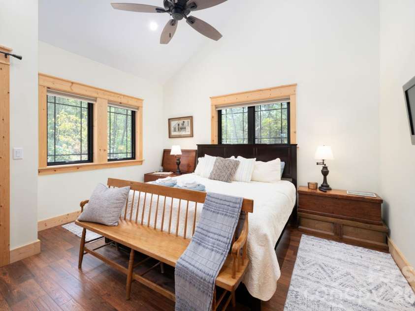 55 Laurel Ridge, Marshall, NC 28753.  MLS# CAR4353005, YatesRealty ID 13833. Spacious bedroom 