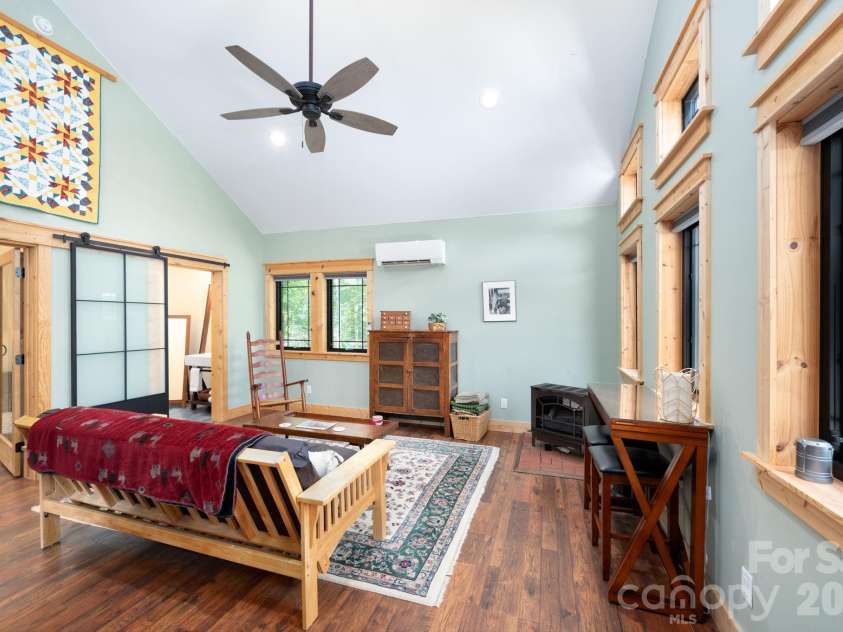 55 Laurel Ridge, Marshall, NC 28753.  MLS# CAR4353005, YatesRealty ID 13833. Spacious open floorplan