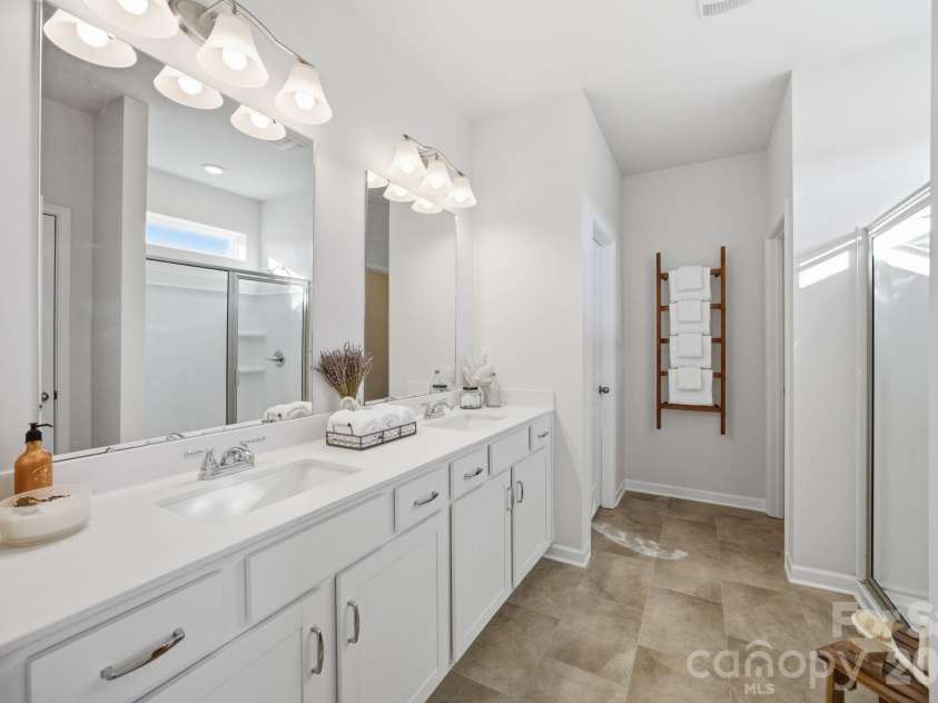 2199 Catawba Trace Drive, Catawba, NC 28609.  MLS# CAR4359664, YatesRealty ID 13834. 