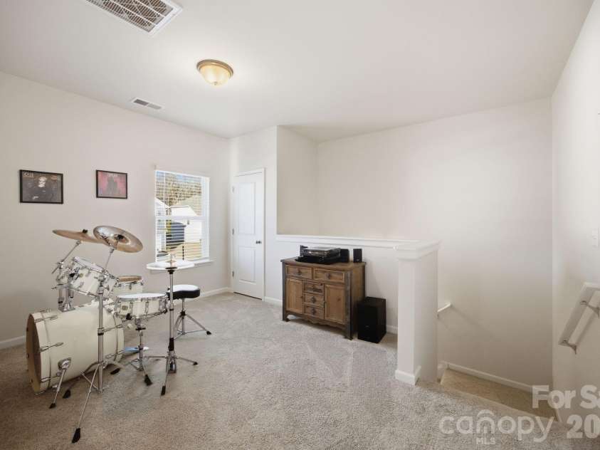 2199 Catawba Trace Drive, Catawba, NC 28609.  MLS# CAR4359664, YatesRealty ID 13834. 