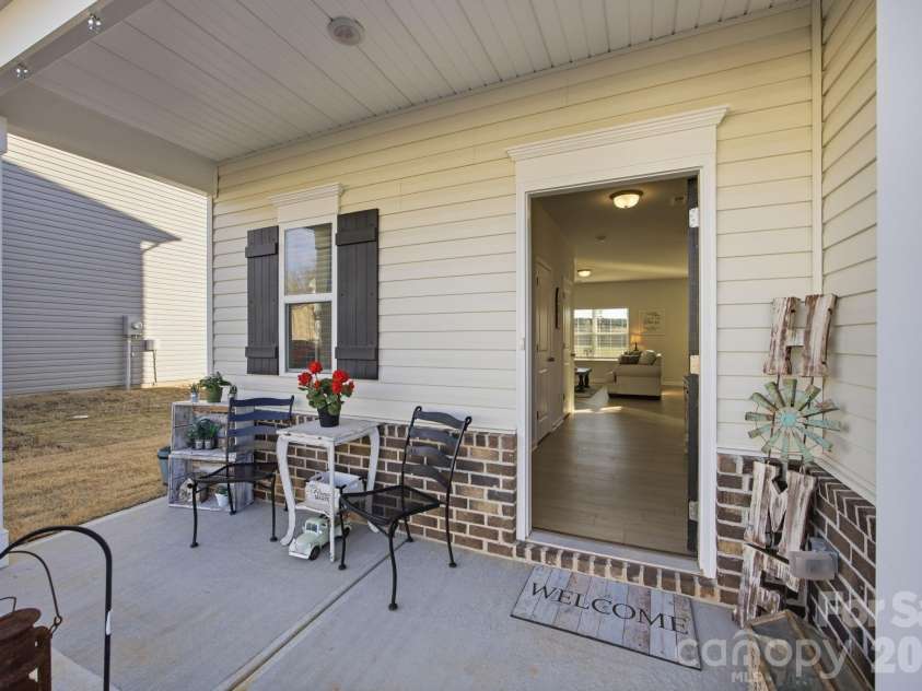 2199 Catawba Trace Drive, Catawba, NC 28609.  MLS# CAR4359664, YatesRealty ID 13834. 