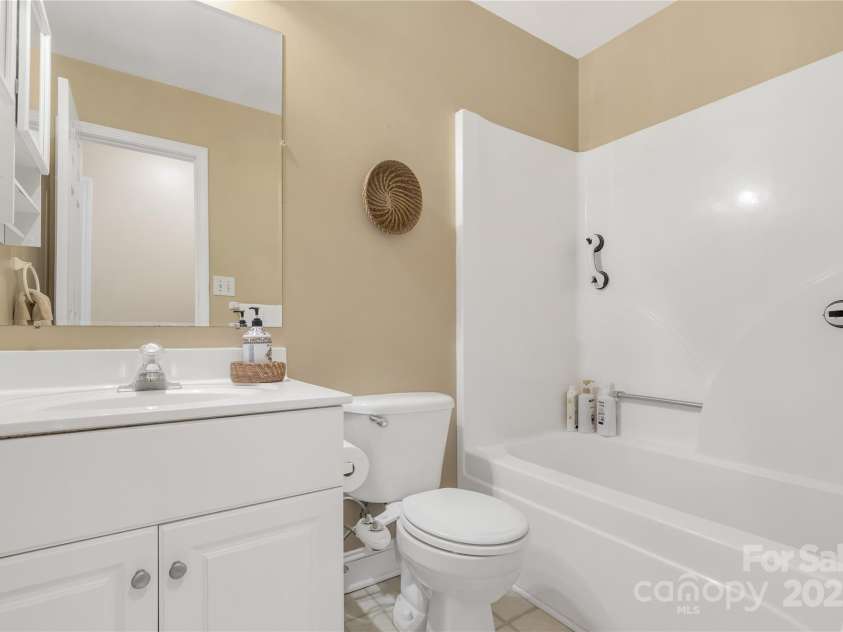 819 Riddle Mill Road, Clover, SC 29710.  MLS# CAR4253724, YatesRealty ID 13835. 