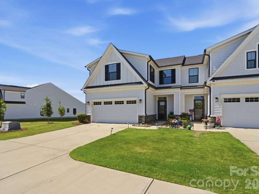 7033 Old Evergreen Parkway, Indian Trail, NC 28079.  MLS# CAR4402694, YatesRealty ID 13836. 