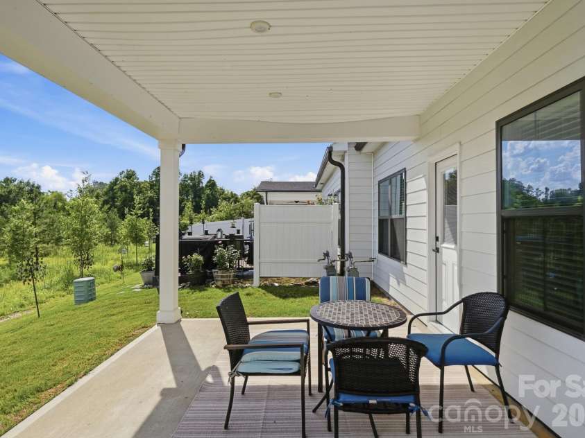 7033 Old Evergreen Parkway, Indian Trail, NC 28079.  MLS# CAR4402694, YatesRealty ID 13836. 