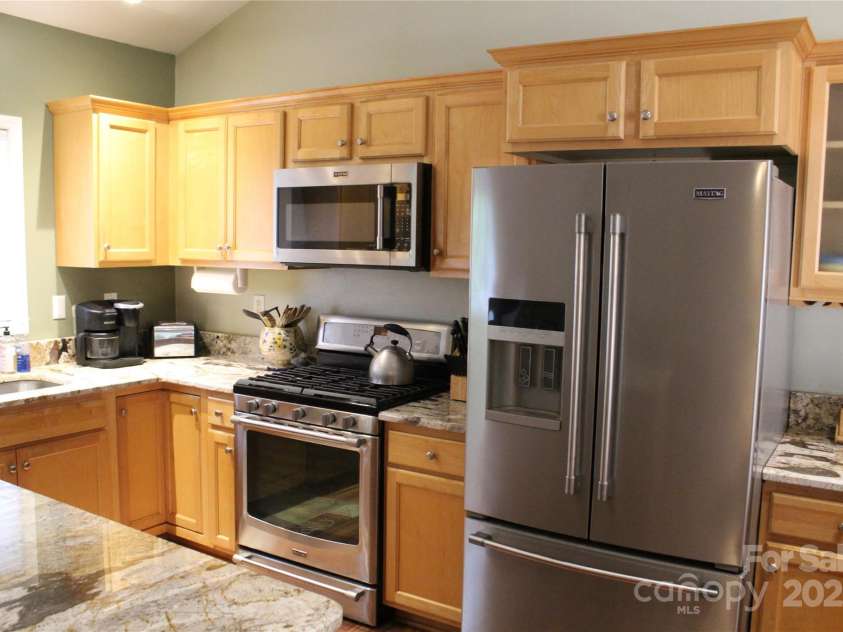 108 Carolina Paradise Road, Rutherfordton, NC 28139.  MLS# CAR4250967, YatesRealty ID 13837. Kitchen