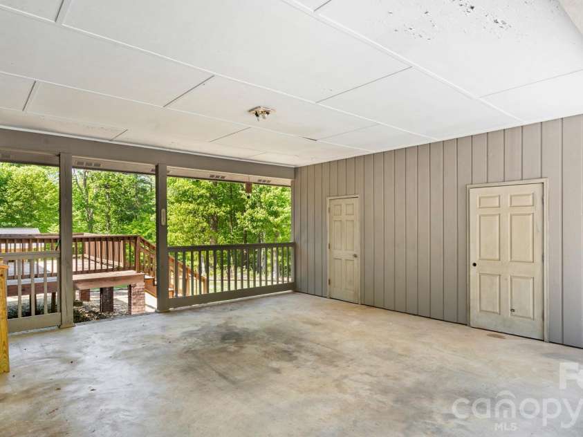 297 Mockingbird Lane, McAdenville, NC 28081.  MLS# CAR4370324, YatesRealty ID 13837. 