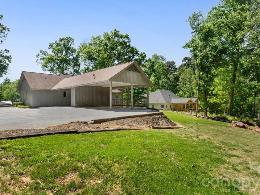 297 Mockingbird Lane, McAdenville, NC 28081.  MLS# CAR4370324, YatesRealty ID 13837. 