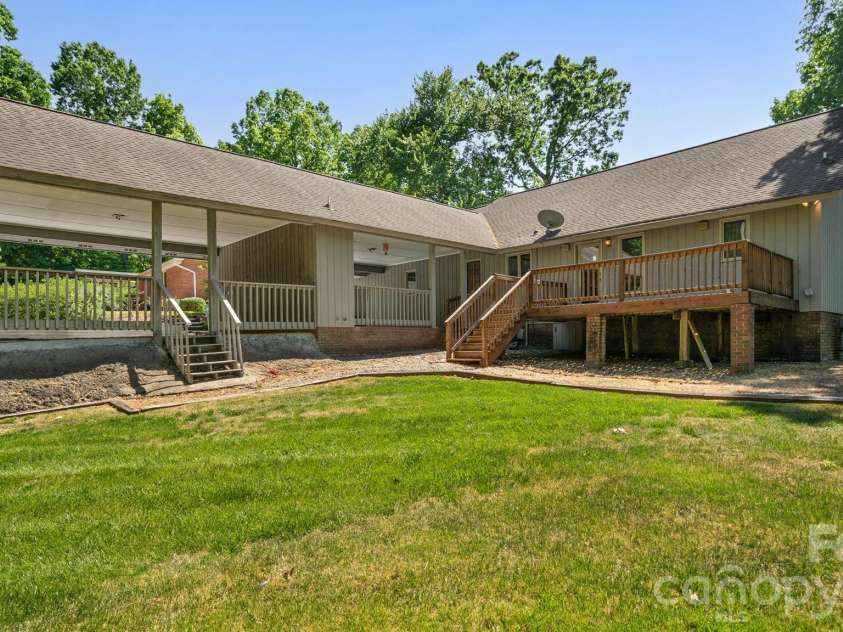 297 Mockingbird Lane, McAdenville, NC 28081.  MLS# CAR4370324, YatesRealty ID 13837. 