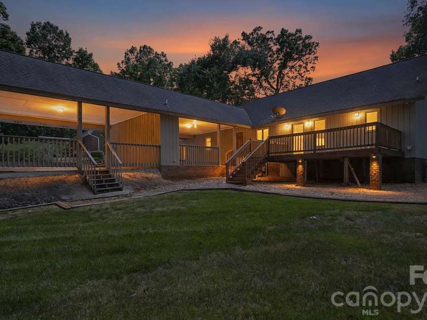 297 Mockingbird Lane, McAdenville, NC 28081.  MLS# CAR4370324, YatesRealty ID 13837. 