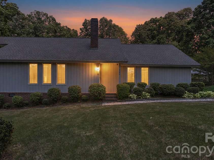 297 Mockingbird Lane, McAdenville, NC 28081.  MLS# CAR4370324, YatesRealty ID 13837. 