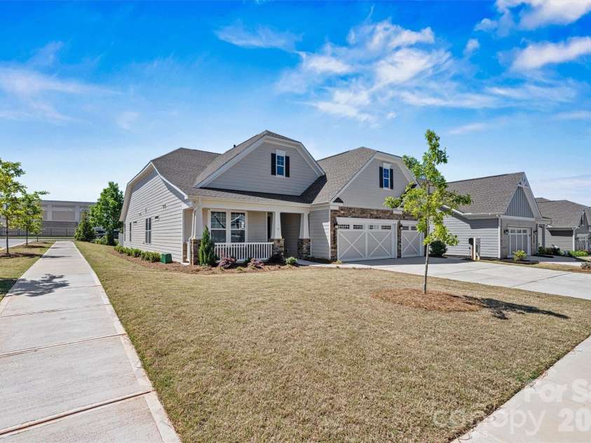 4448 Moxie Way, Charlotte, NC 28215.  MLS# CAR4366157, YatesRealty ID 13838. 