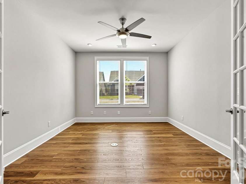 4448 Moxie Way, Charlotte, NC 28215.  MLS# CAR4366157, YatesRealty ID 13838. 
