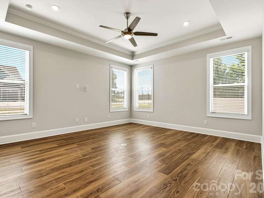 4448 Moxie Way, Charlotte, NC 28215.  MLS# CAR4366157, YatesRealty ID 13838. 