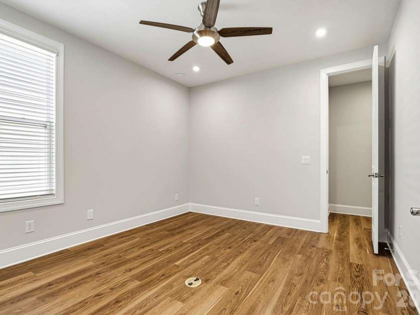 4448 Moxie Way, Charlotte, NC 28215.  MLS# CAR4366157, YatesRealty ID 13838. 