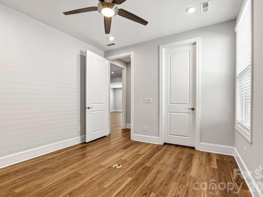4448 Moxie Way, Charlotte, NC 28215.  MLS# CAR4366157, YatesRealty ID 13838. 