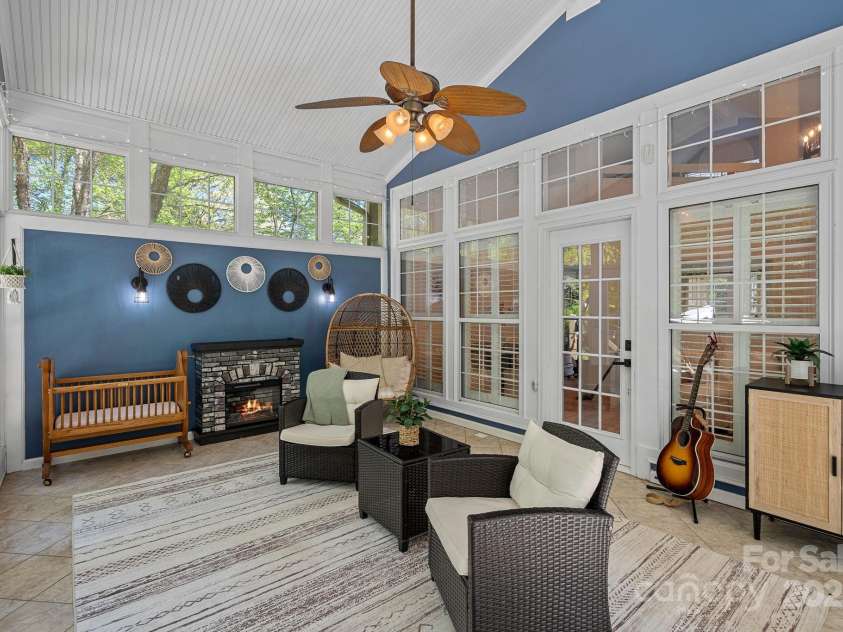 181 Glynwater Drive, Mooresville, NC 28117.  MLS# CAR4243955, YatesRealty ID 13839. Sunroom