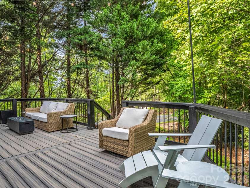 105 Sunset Cove Road, Lake Lure, NC 28746.  MLS# CAR4372362, YatesRealty ID 13840. 