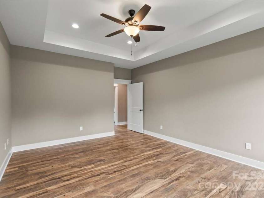 18 Morningside Drive, Granite Falls, NC 28630.  MLS# CAR4276310, YatesRealty ID 13840. 