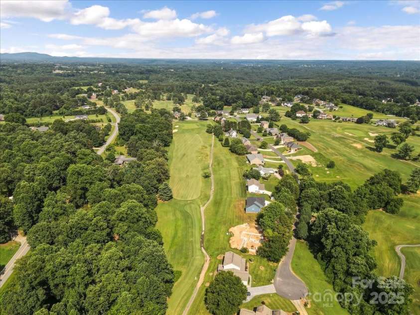 18 Morningside Drive, Granite Falls, NC 28630.  MLS# CAR4276310, YatesRealty ID 13840. 