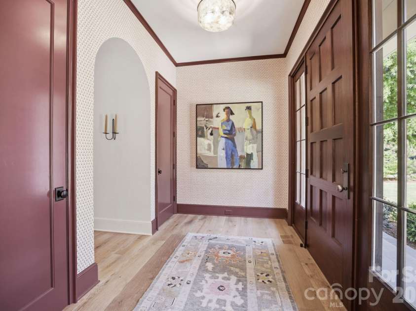 2710 Briarcliff Place, Charlotte, NC 28207.  MLS# CAR4371985, YatesRealty ID 13841. 