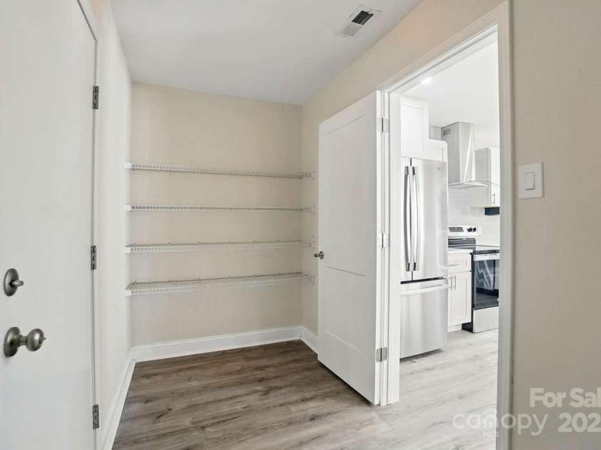 6430 Matlea Court, Charlotte, NC 28215.  MLS# CAR4253997, YatesRealty ID 13841. 