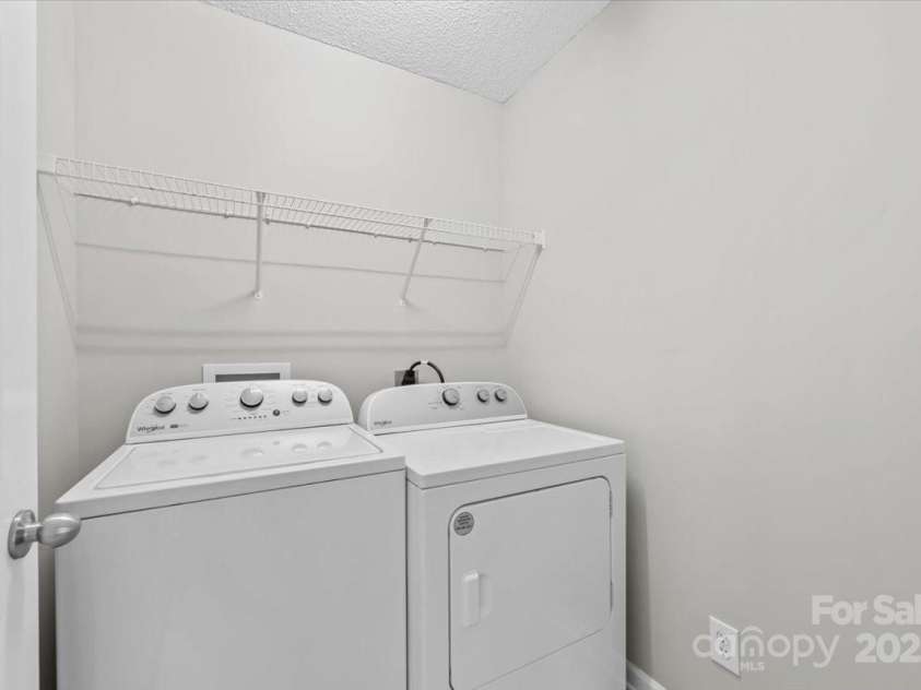 1542 Farningham Lane, Burlington, NC 27215.  MLS# CAR4238324, YatesRealty ID 13842. 