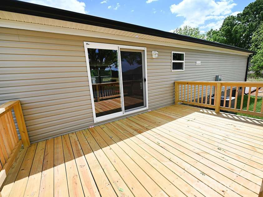 115 Stonydell Drive, Stony Point, NC 28678.  MLS# CAR4372155, YatesRealty ID 13843. 