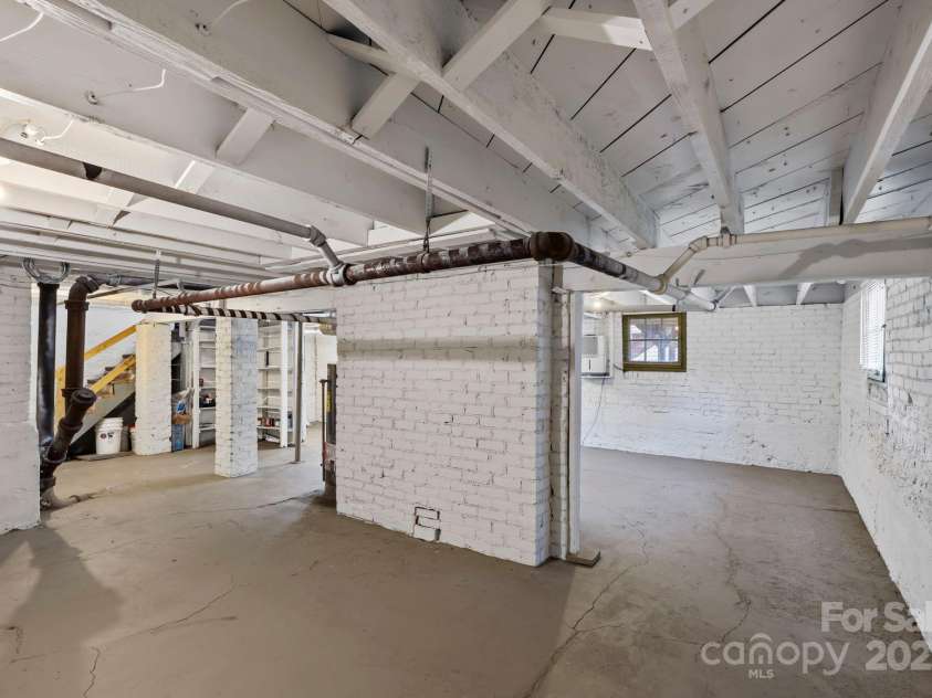 41 Forest Hill Drive, Asheville, NC 28803.  MLS# CAR4217296, YatesRealty ID 13843. Plenty of extra storage