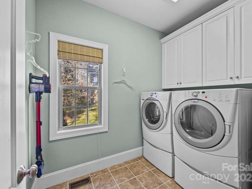 170 Anniston Way, Davidson, NC 28036.  MLS# CAR4227260, YatesRealty ID 13844. 