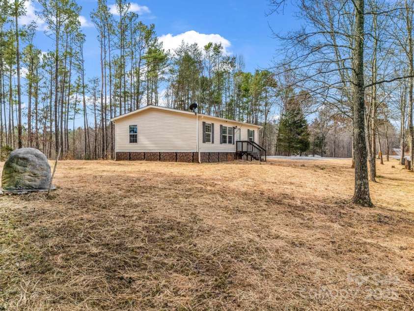 406 Rock Corner Road, Forest City, NC 28043.  MLS# CAR4228078, YatesRealty ID 13845. 