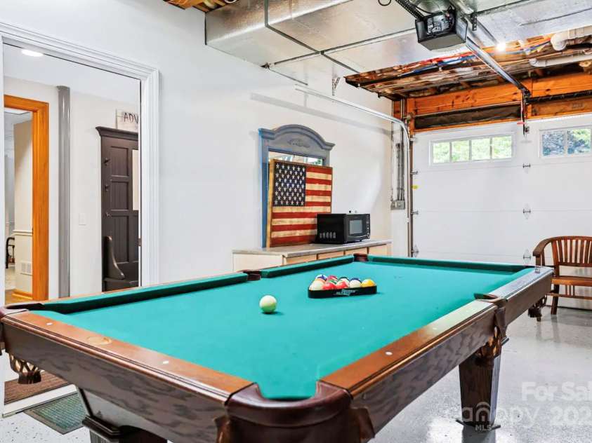 1236 Upper Brush Creek Road, Fairview, NC 28730.  MLS# CAR4233787, YatesRealty ID 13847. Flex space in basement