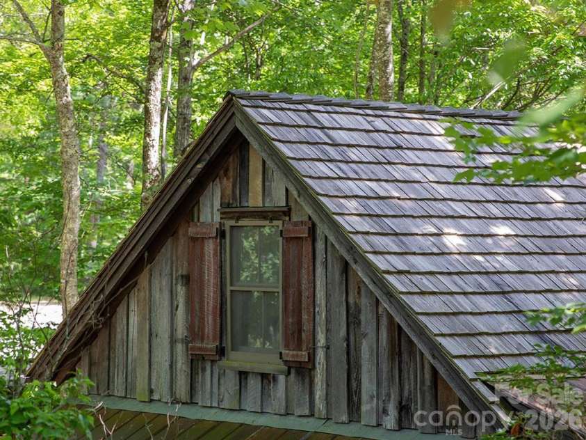 139 (#13) Boarding House Way, Sylva, NC 28779.  MLS# CAR4372419, YatesRealty ID 13848. 