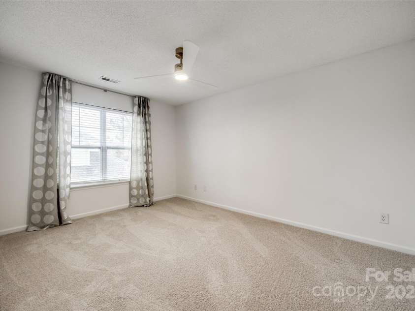 11426 Savannah Creek Drive, Charlotte, NC 28273.  MLS# CAR4222519, YatesRealty ID 13849. 