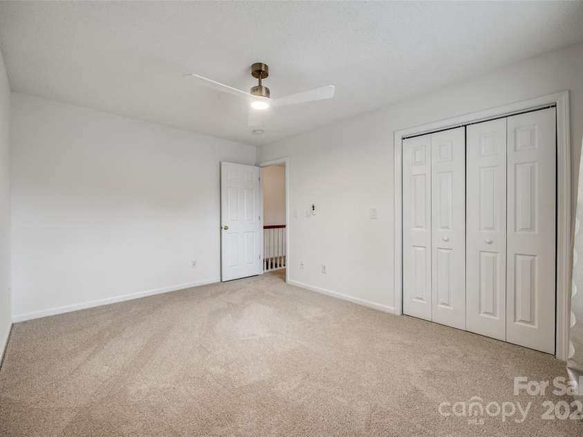 11426 Savannah Creek Drive, Charlotte, NC 28273.  MLS# CAR4222519, YatesRealty ID 13849. 