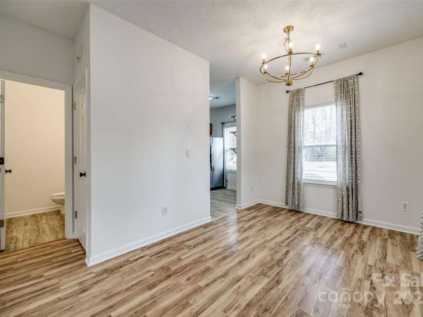 11426 Savannah Creek Drive, Charlotte, NC 28273.  MLS# CAR4222519, YatesRealty ID 13849. Dining Room