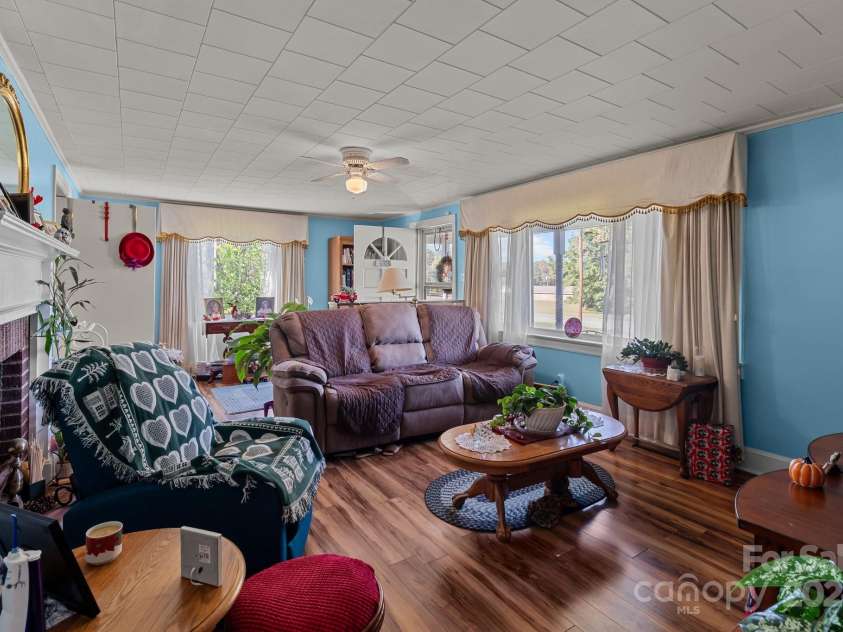 1012 Linwood Road, Kings Mountain, NC 28086.  MLS# CAR4190251, YatesRealty ID 1385. 